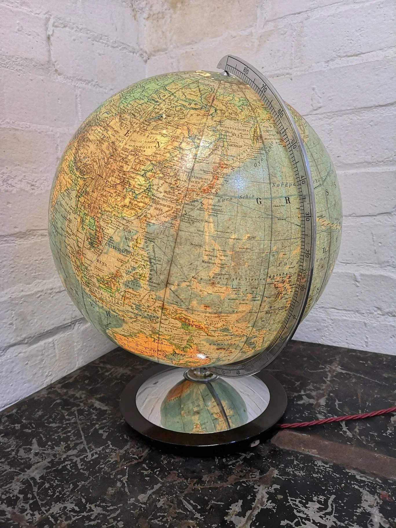 Vintage 1960s Columbus Duo Glass Globe Lamp - Image 7