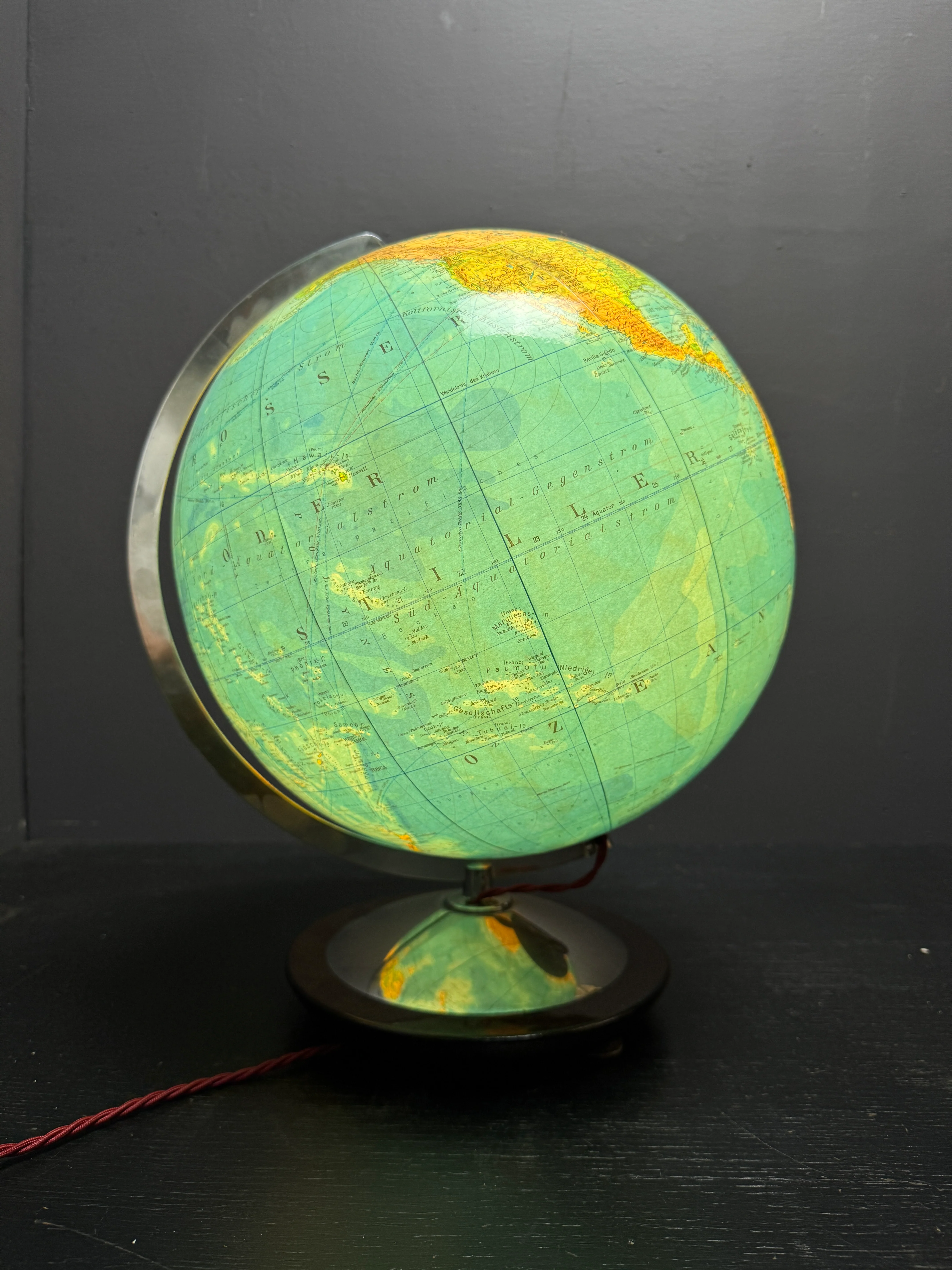Vintage 1960s German Columbus Duo Glass Globe Lamp - Image 5