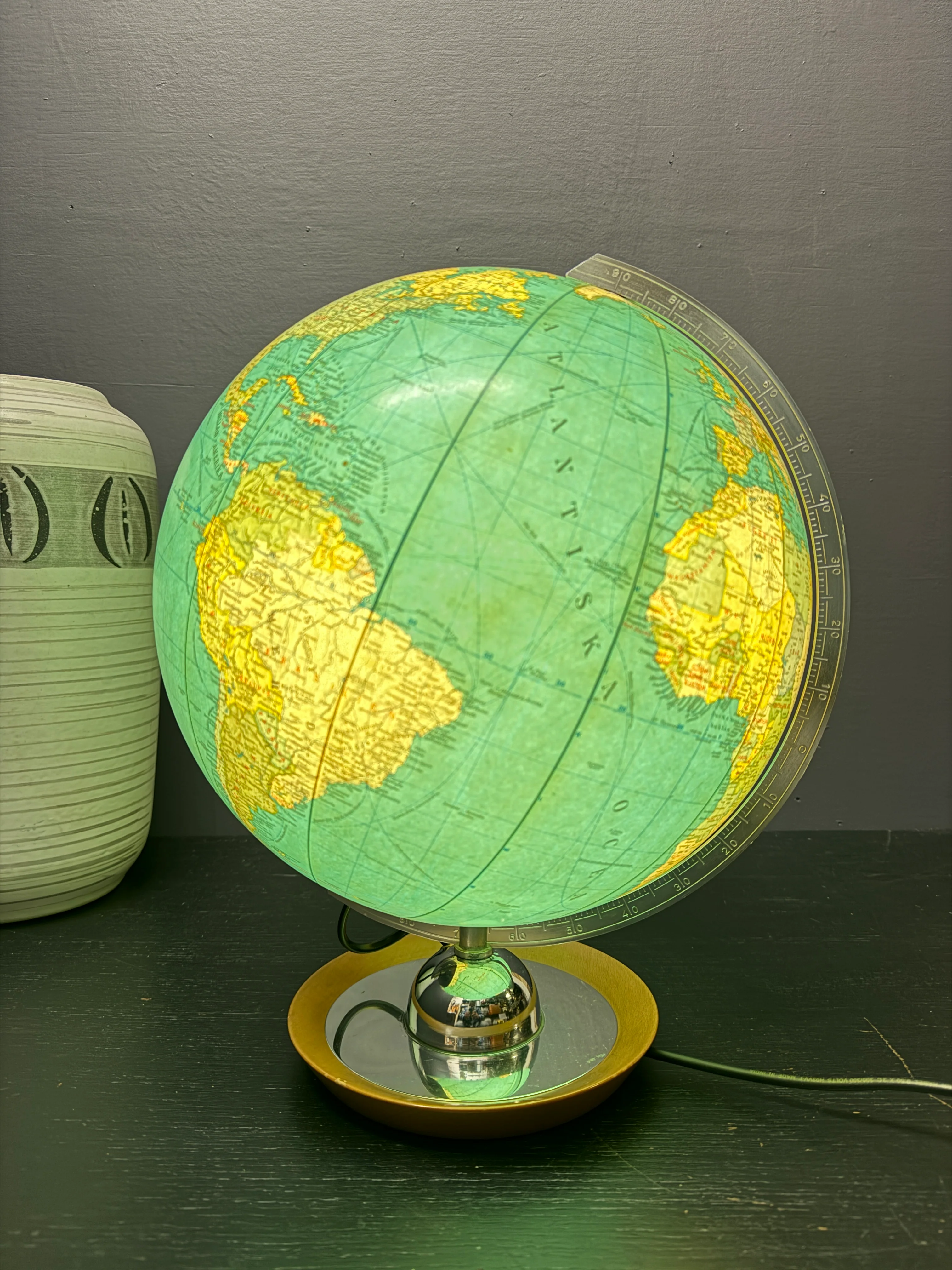 Vintage 1970s German Glass Globe Lamp By JRO Globus Munchen - Image 2
