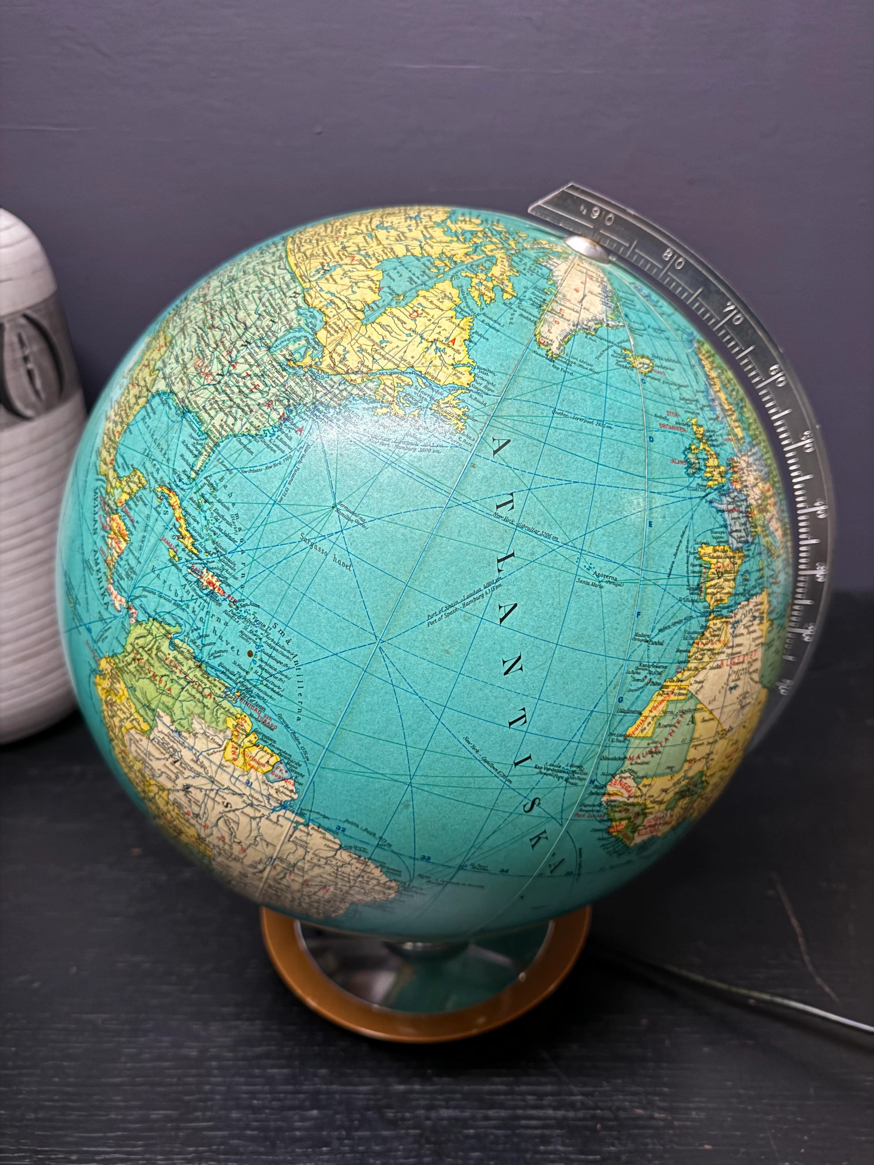 Vintage 1970s German Glass Globe Lamp By JRO Globus Munchen - Image 3