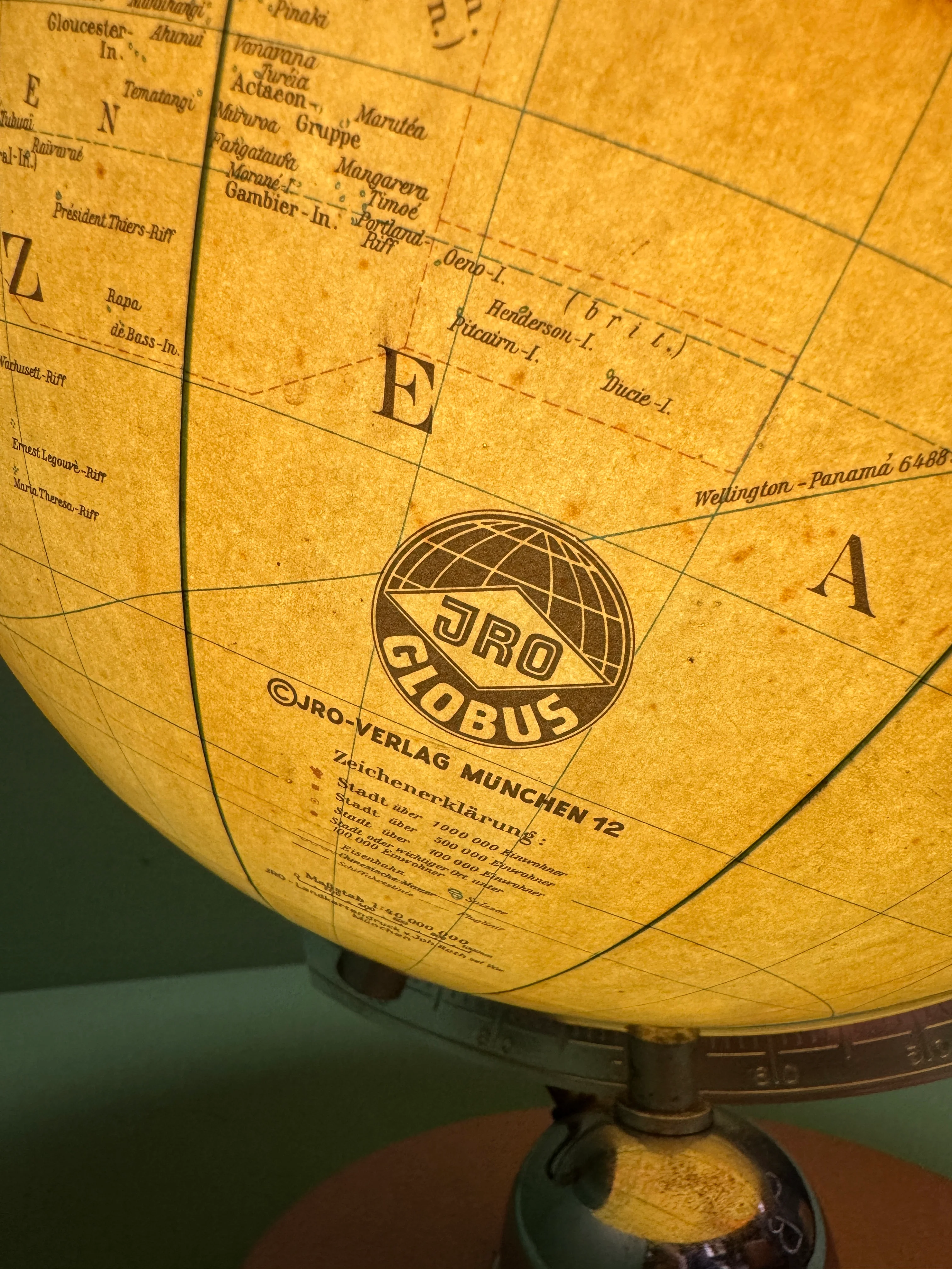 Vintage 1960s German Glass Globe Lamp By JRO Globus Munchen - Image 9