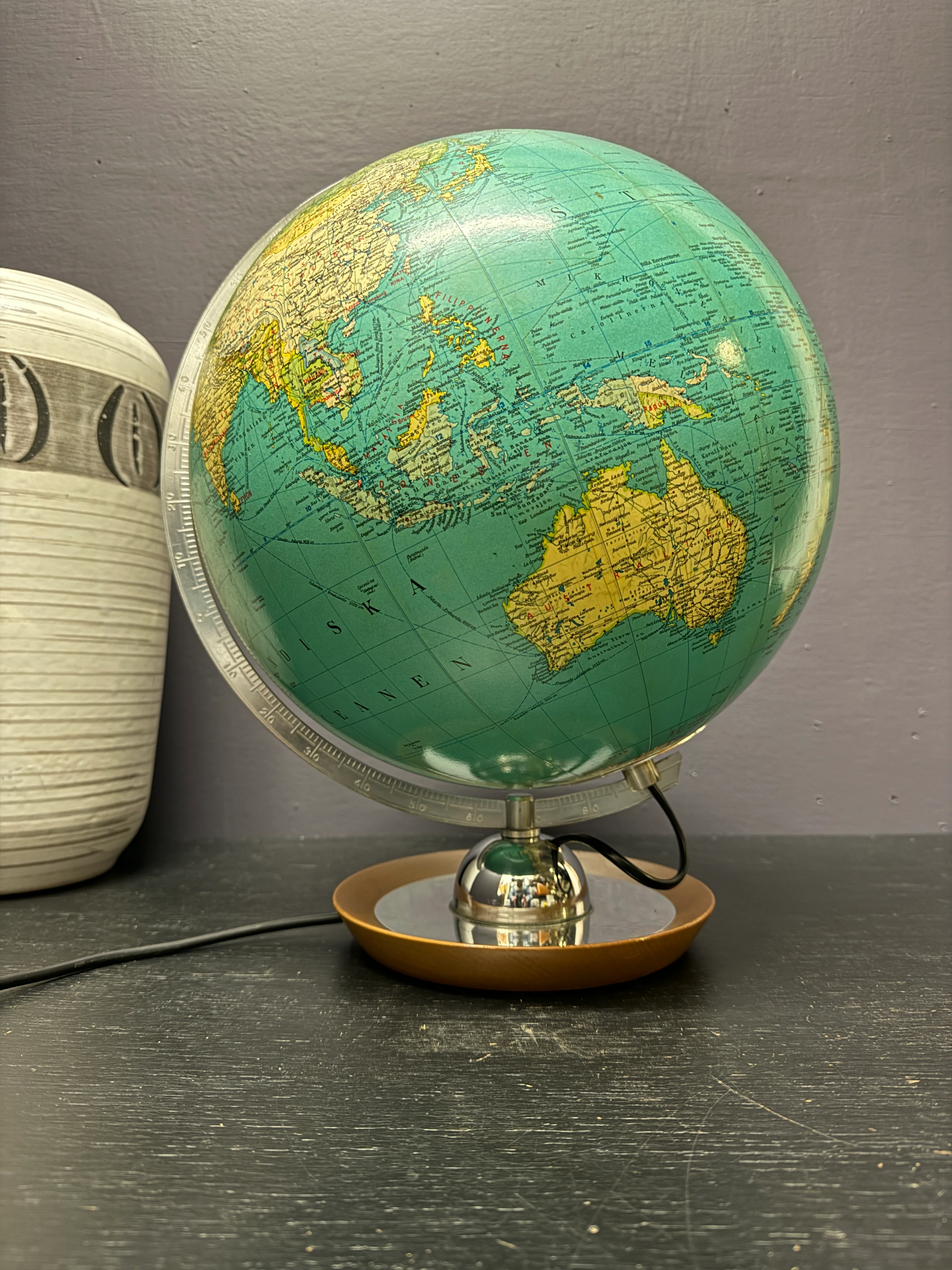 Vintage 1970s German Glass Globe Lamp By JRO Globus Munchen - Image 7