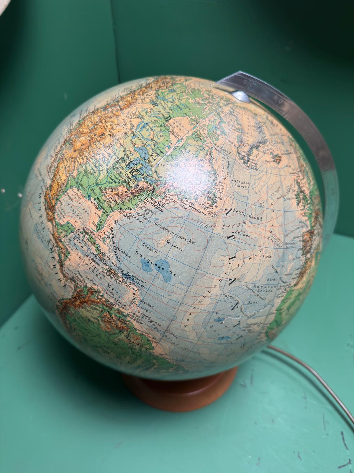 Vintage 1960s German Glass Globe Lamp By JRO Globus Munchen - Image 4