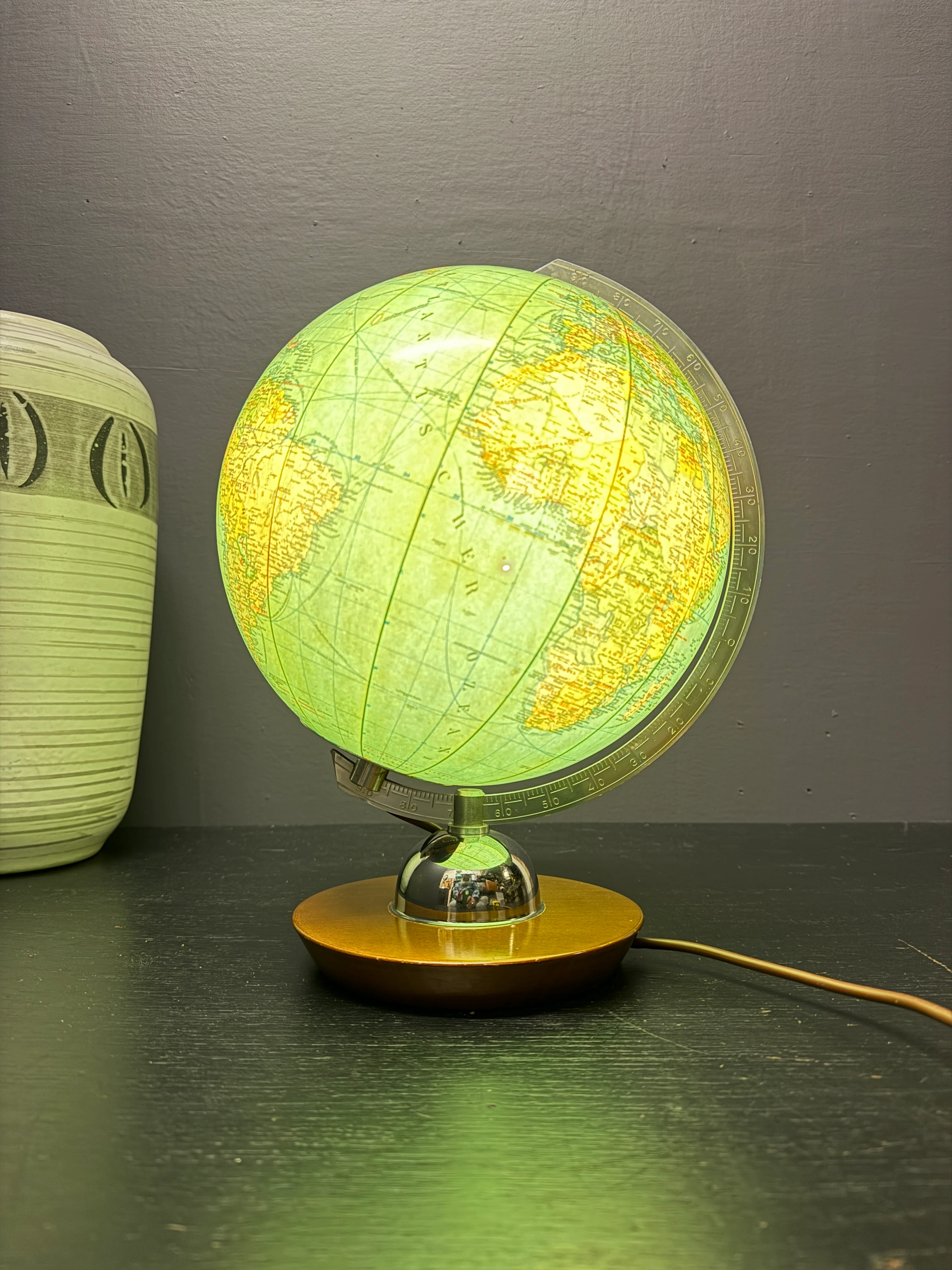 Vintage 1960s German Glass Globe Lamp By JRO Globus Munchen by - Image 2
