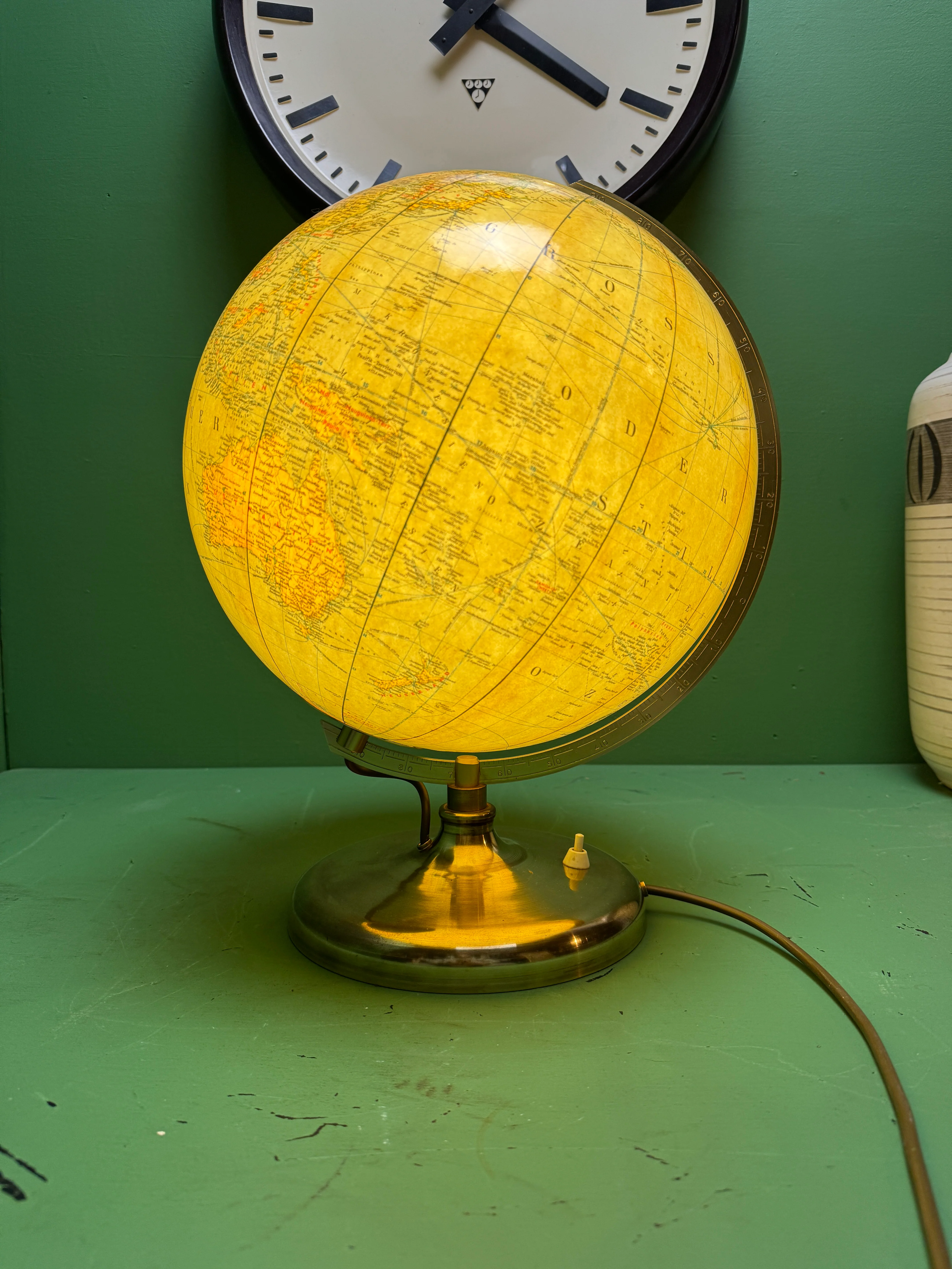 Vintage 1960s German Glass Globe Lamp By JRO Globus Munchen - Image 4