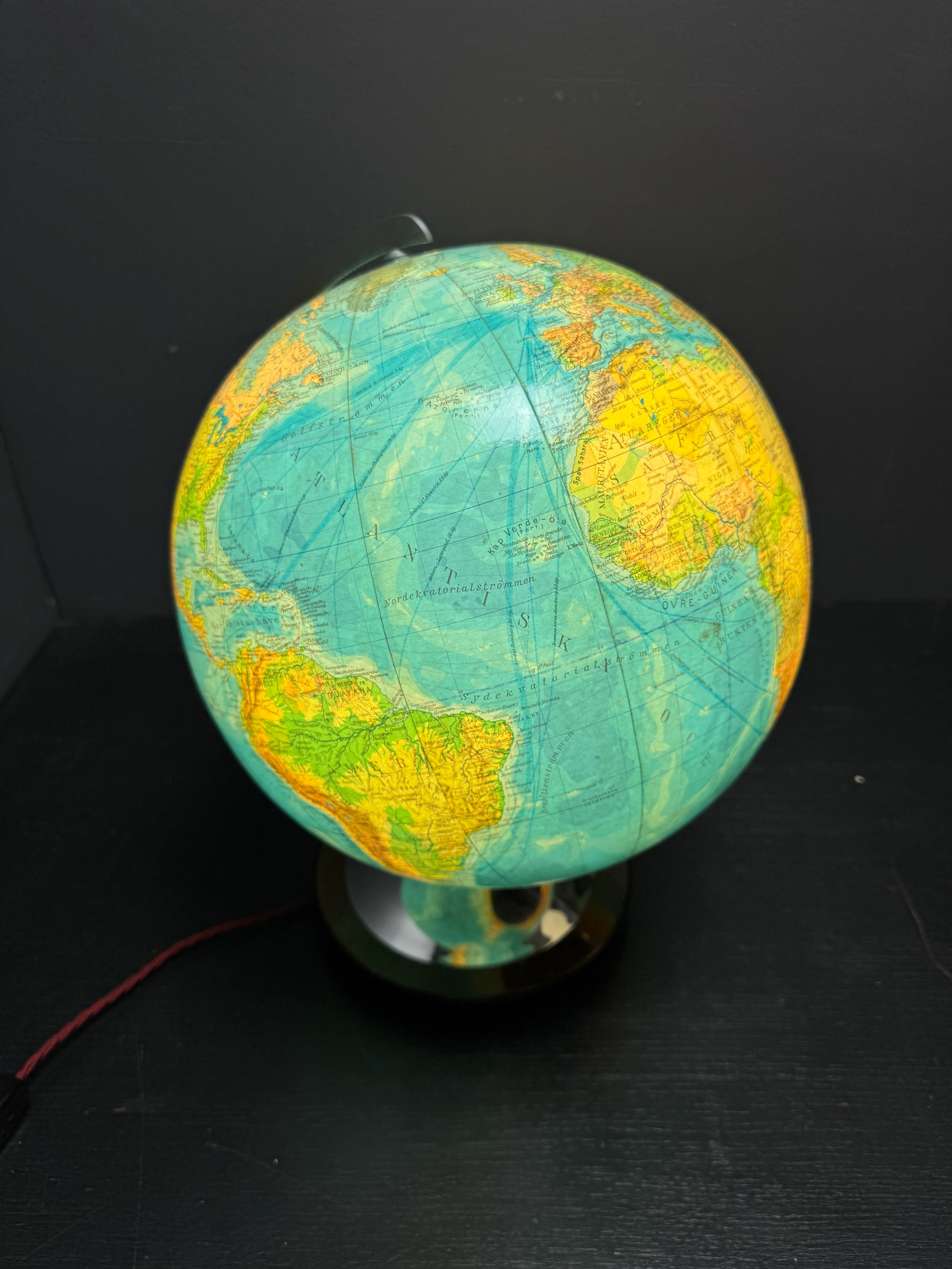 Vintage 1960s Swedish Columbus Duo Glass Globe Lamp - Image 8