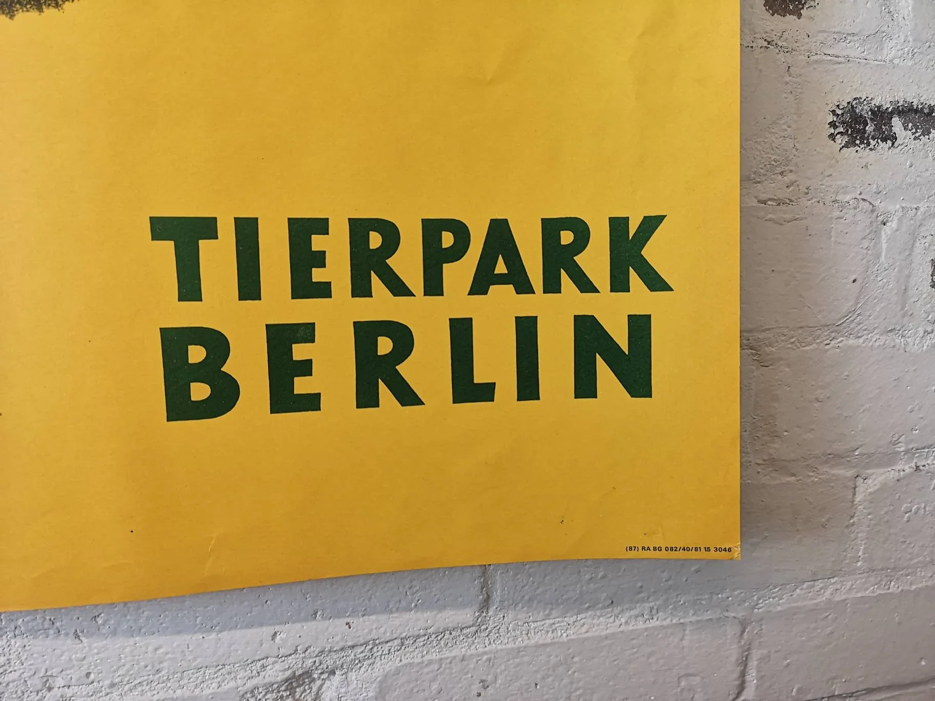 Vintage 1970s Tierpark Berlin Original Zoo Poster Advertising Of Baby Chimpanzees - Image 9